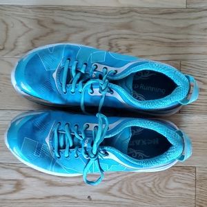 Hoka Valor Size 8.5